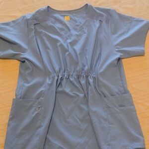 Blue Wonder Wink L maternity nursing Scrub. Zipper side access.